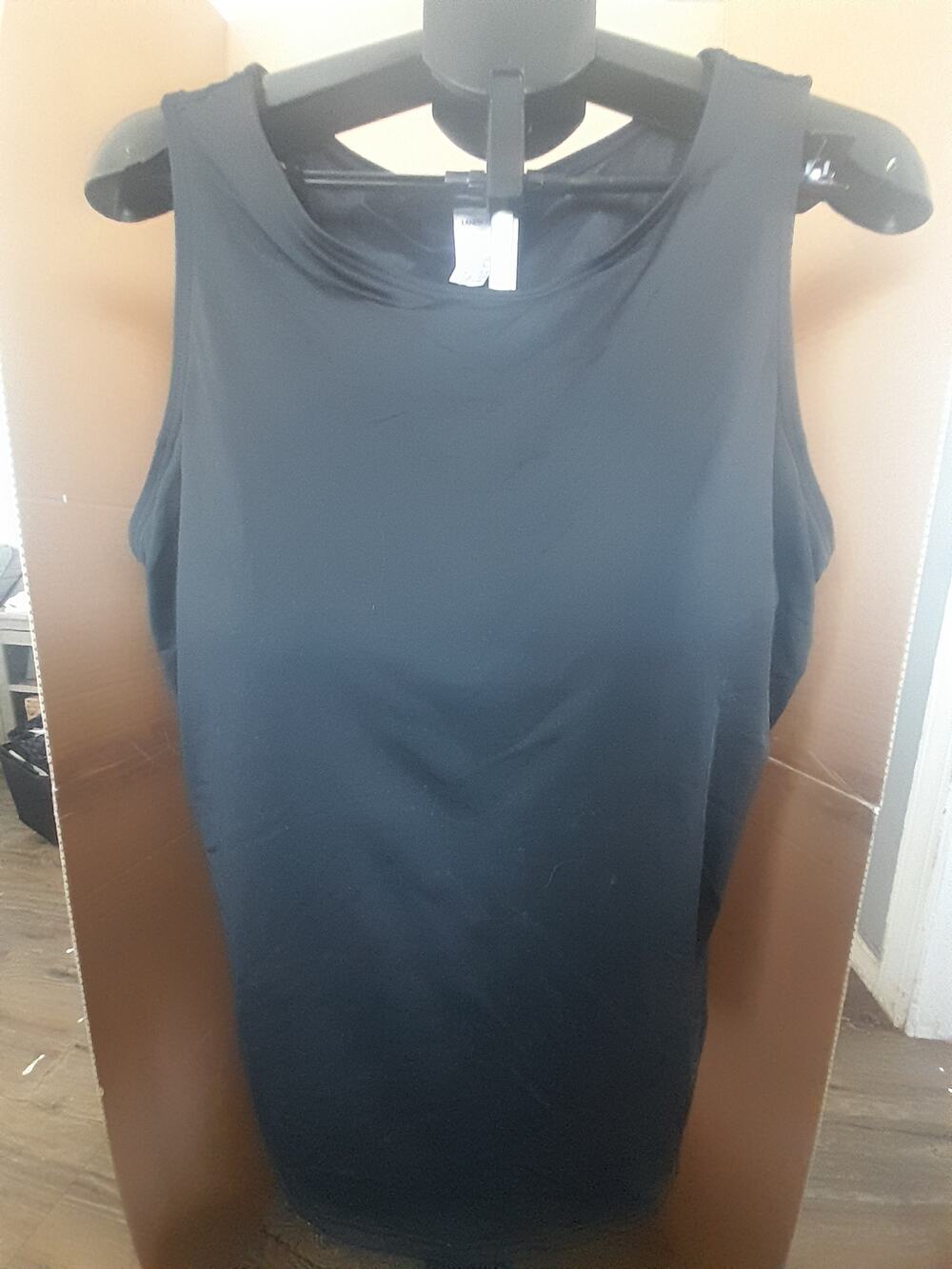 LANDS END EXERCISE TOP W/BUILT IN BRA SIZE 20W